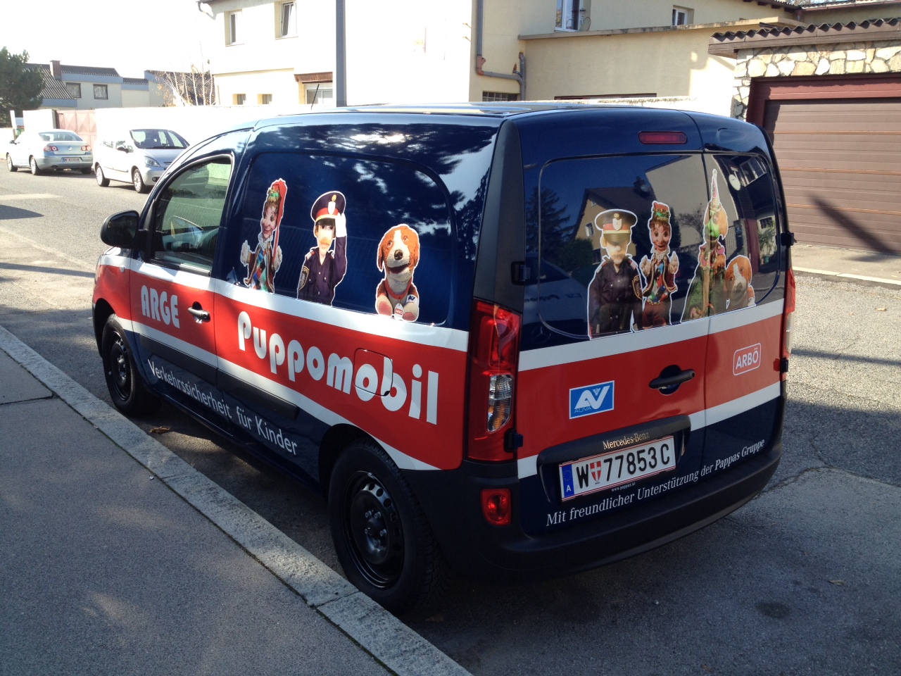 Puppomobil Tourauto Mercedes Citan. Foto: Theater Arlequin Wien, Christine Rothstein