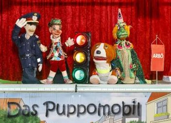 40. Geburtstag des Puppomobils. Die Ensemblemitglieder Insp. Pomeisl, Kasperl, Barry und Tintifax sind immer dabei. Foto: ARBÖ